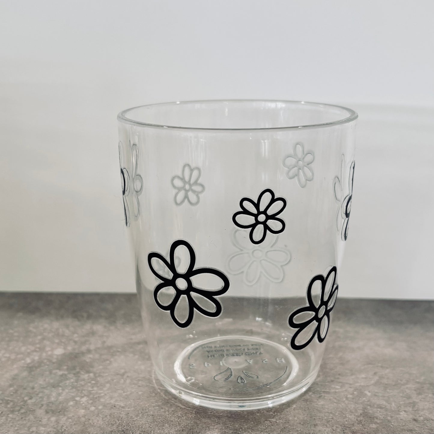 400ml Plastic Drinking Cup - Black Flowers