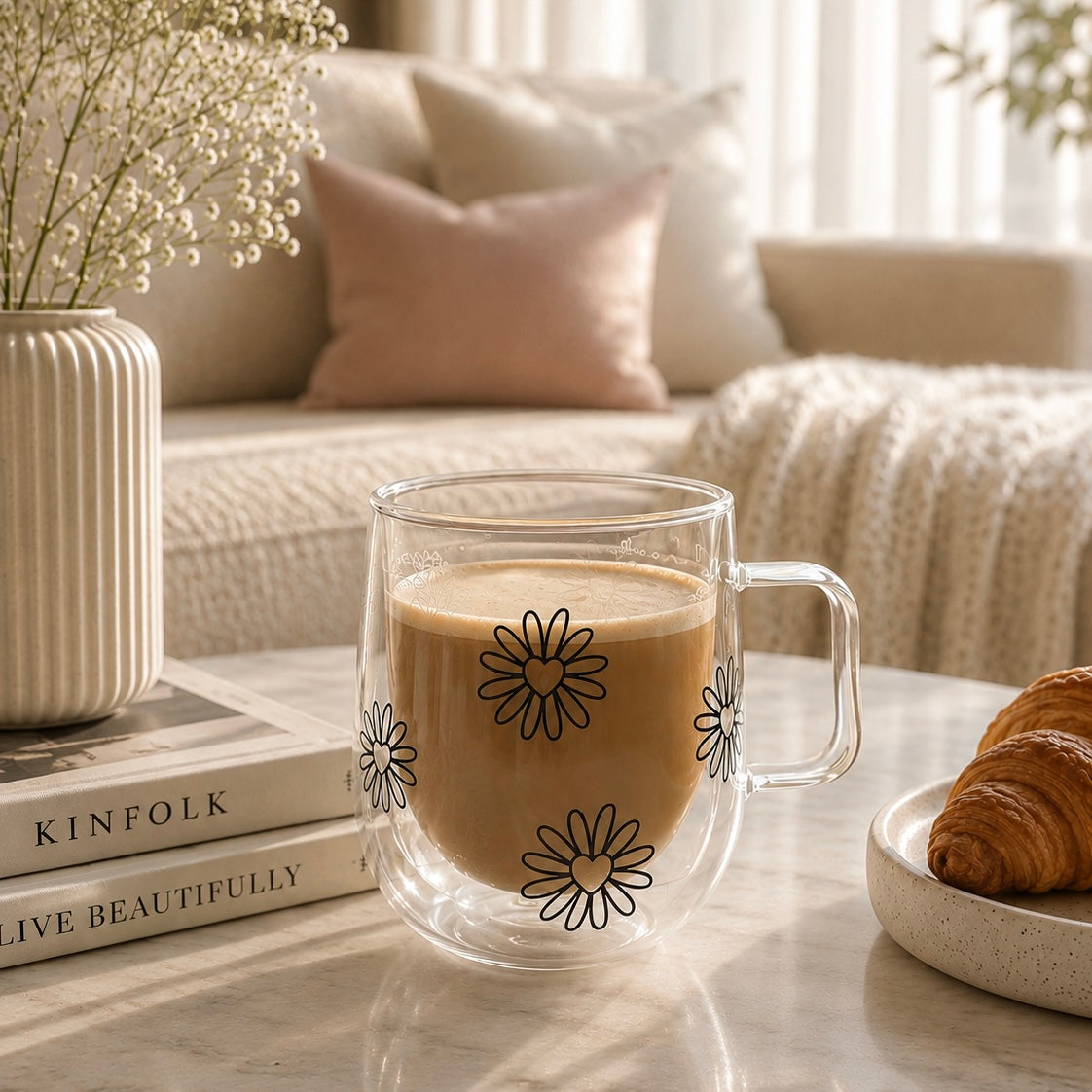 300ml Double Walled Drinking Glass - Daisy Outline
