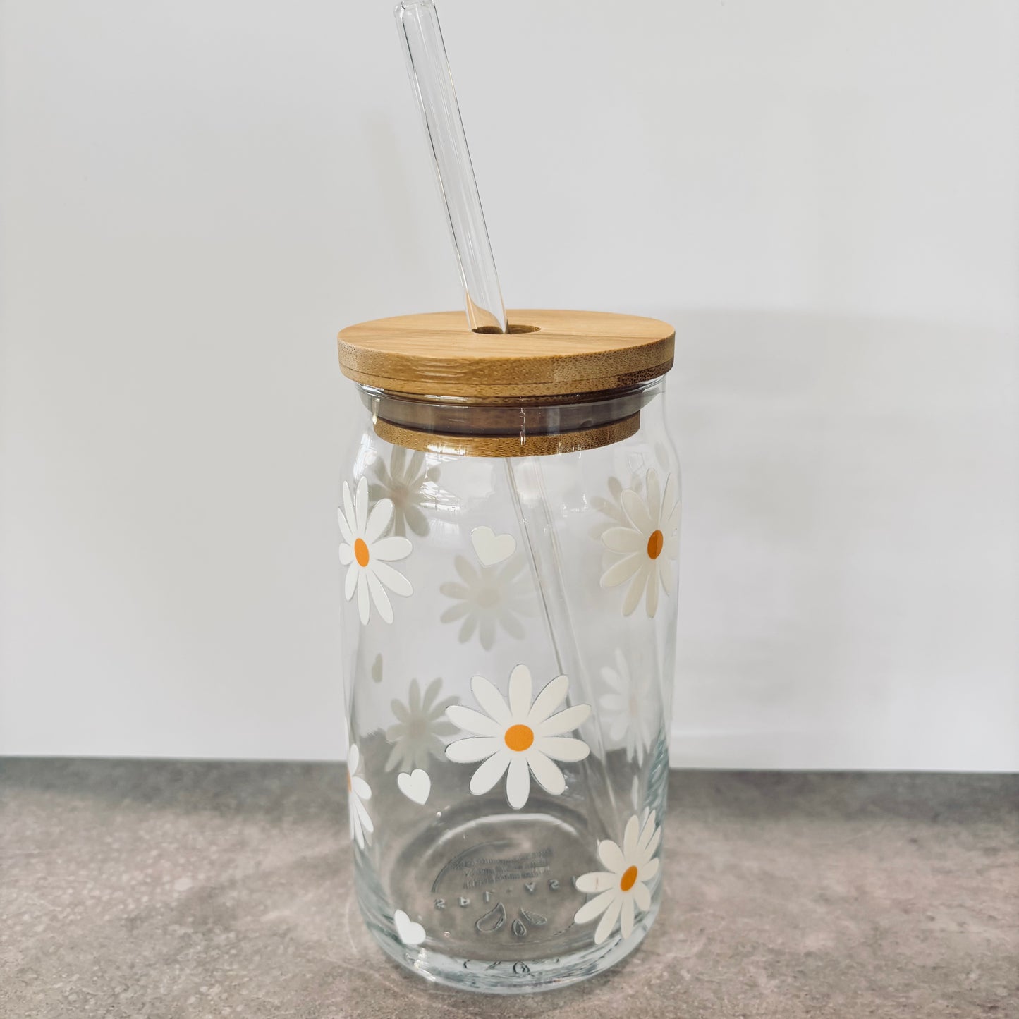 16oz Drinking Glass - White Daisy